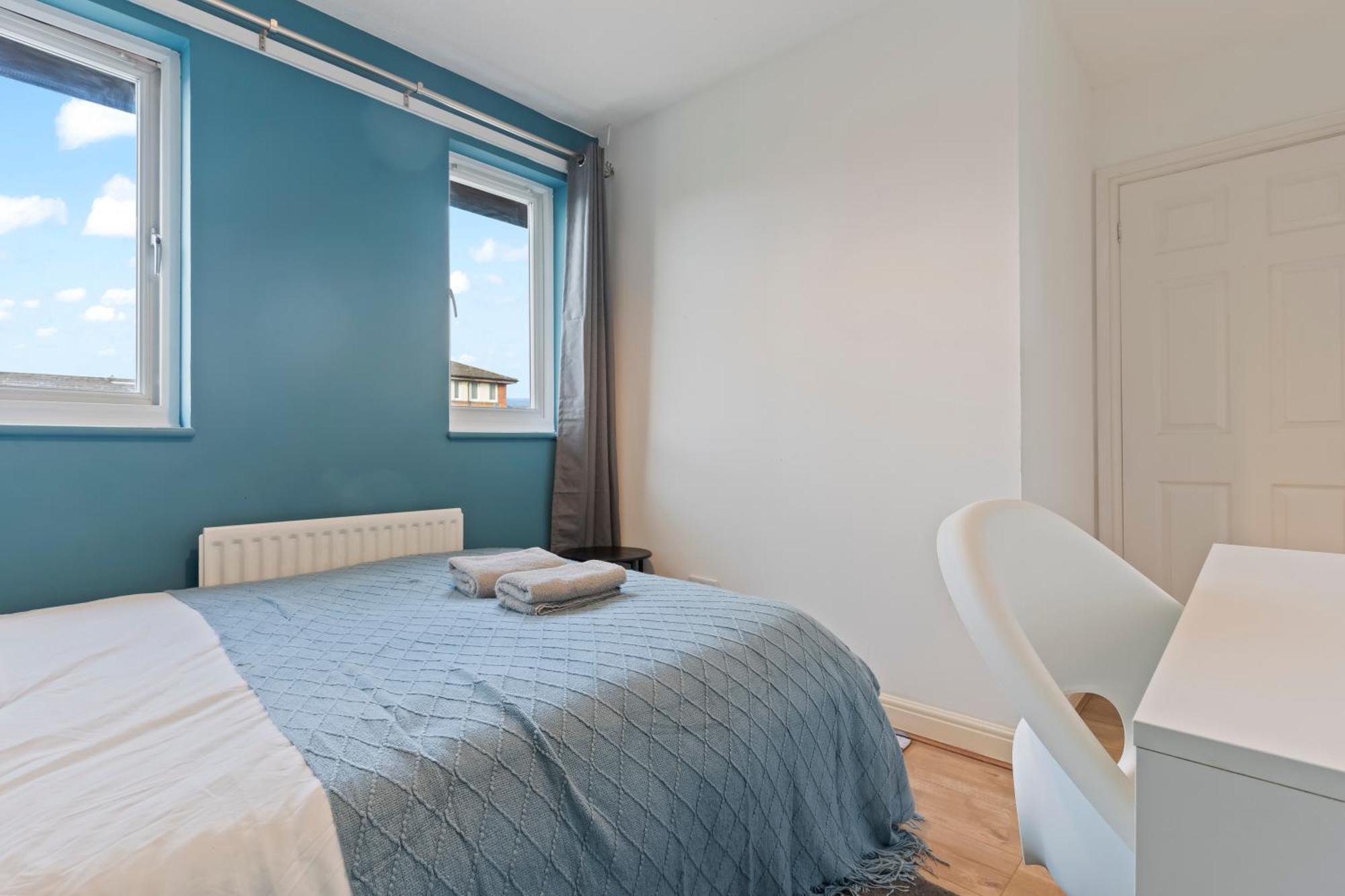 Lovely 4Br House In The City With Parking Londýn Exteriér fotografie